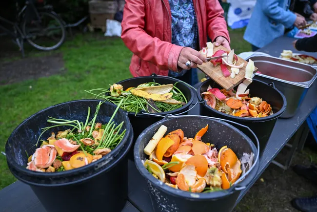 Schnibbelreste im Kreislauf: Diese Küchenabfälle wurden zurück zur Biogasanlage gebracht und als wertvolle Ressource erneut genutzt. Foto: Thomas Panzau