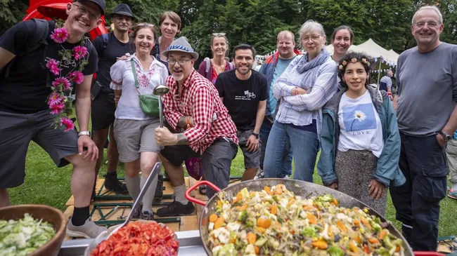 Bist du beim nächsten BioGAStmahl dabei, wenn wir mit selbst produziertem Biogas und geretteten Lebensmitteln kochen? Foto: Henning Angerer